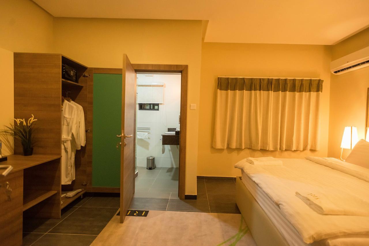 Iris Hotel Wuse 2 Abuja Exterior photo